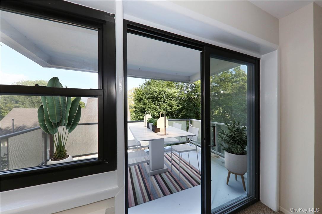 25 Stewart Place # 716, Mount Kisco, NY 10549