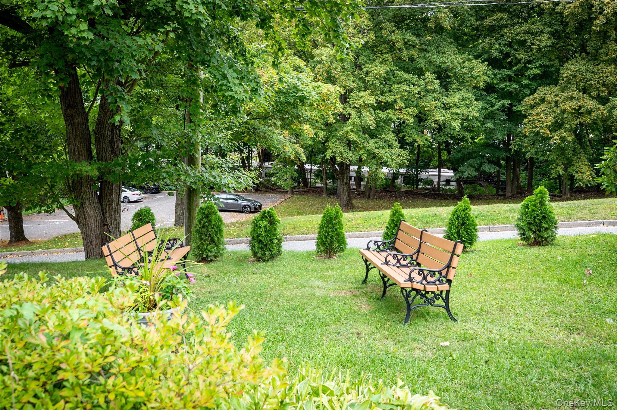 25 Stewart Place # 716, Mount Kisco, NY 10549