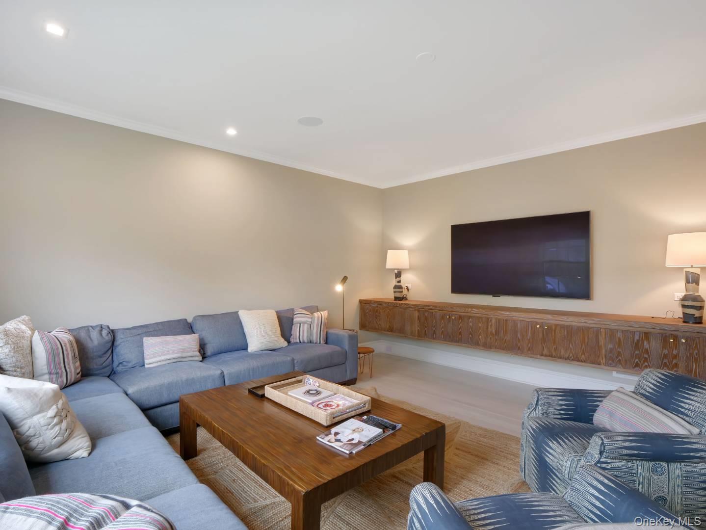 7 Ocean Avenue, Quogue, NY 11959