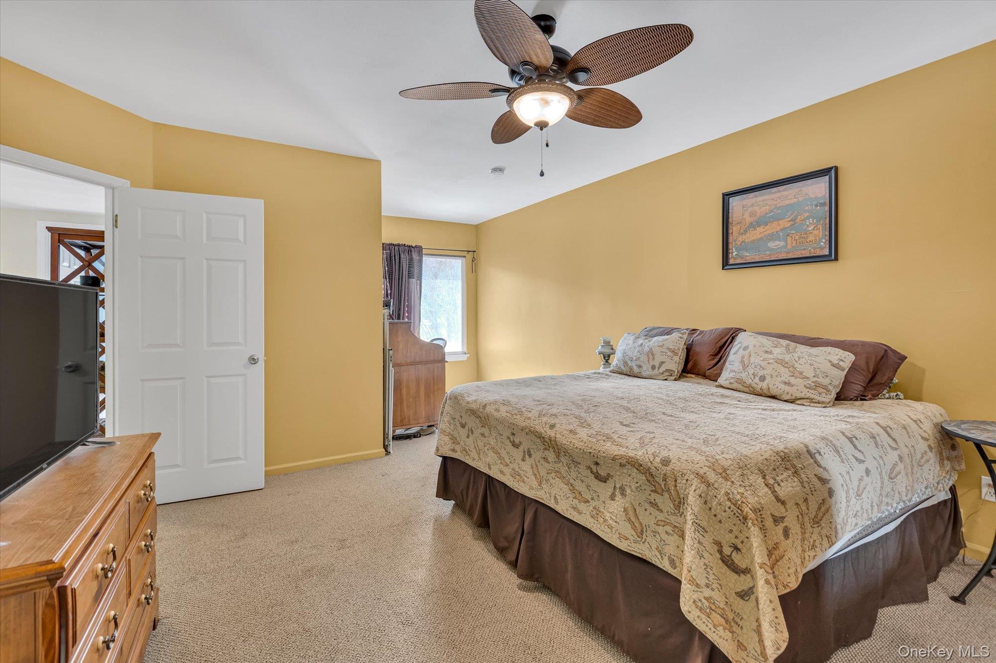 312 Fox Hill Drive, Baiting Hollow, NY 11933