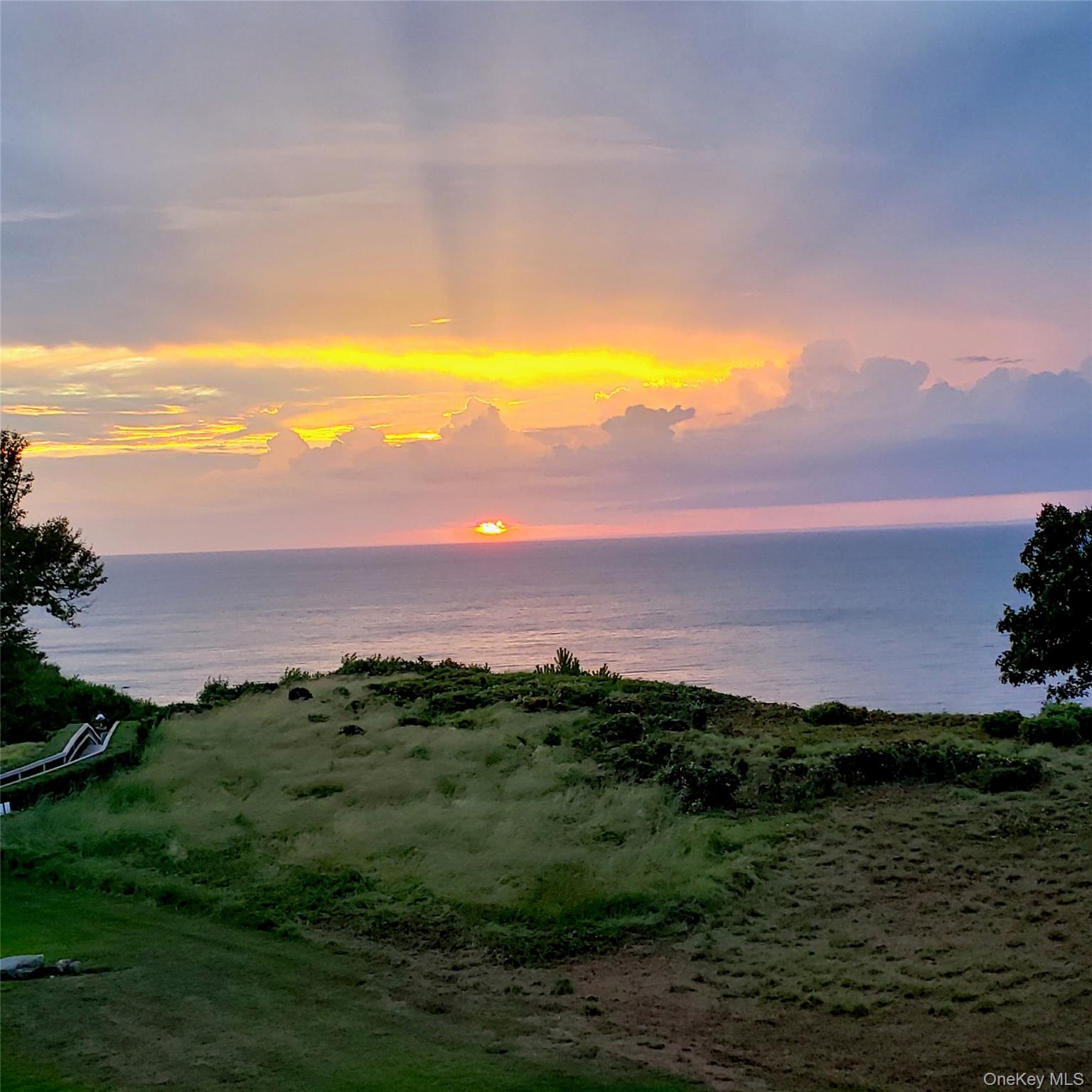 312 Fox Hill Drive, Baiting Hollow, NY 11933