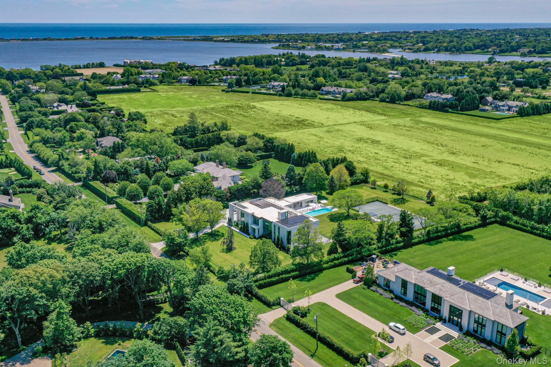 200 Rose Hill Road, Water Mill, NY 11976