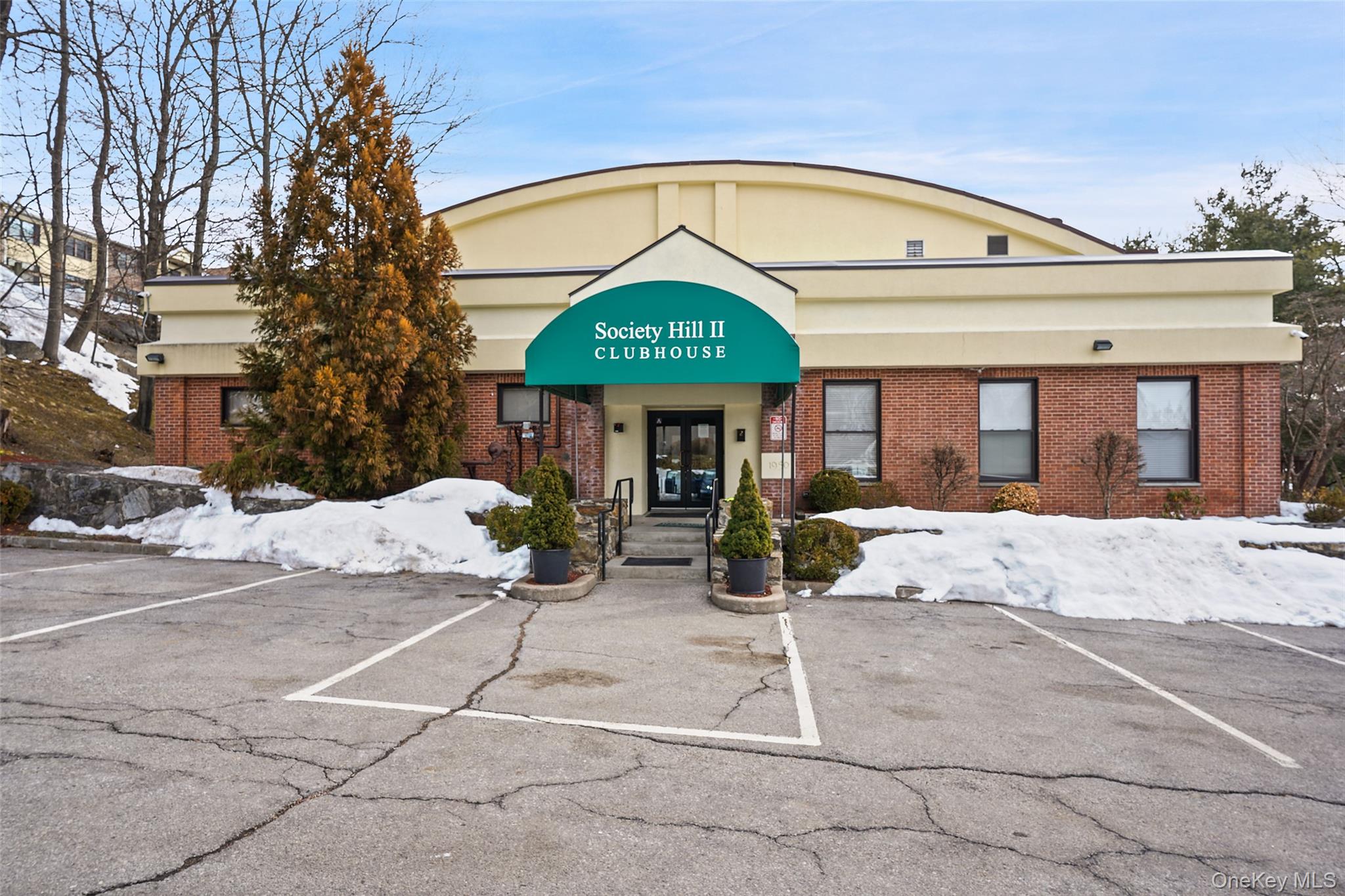 4 Nottingham Circle, Peekskill, NY 10566