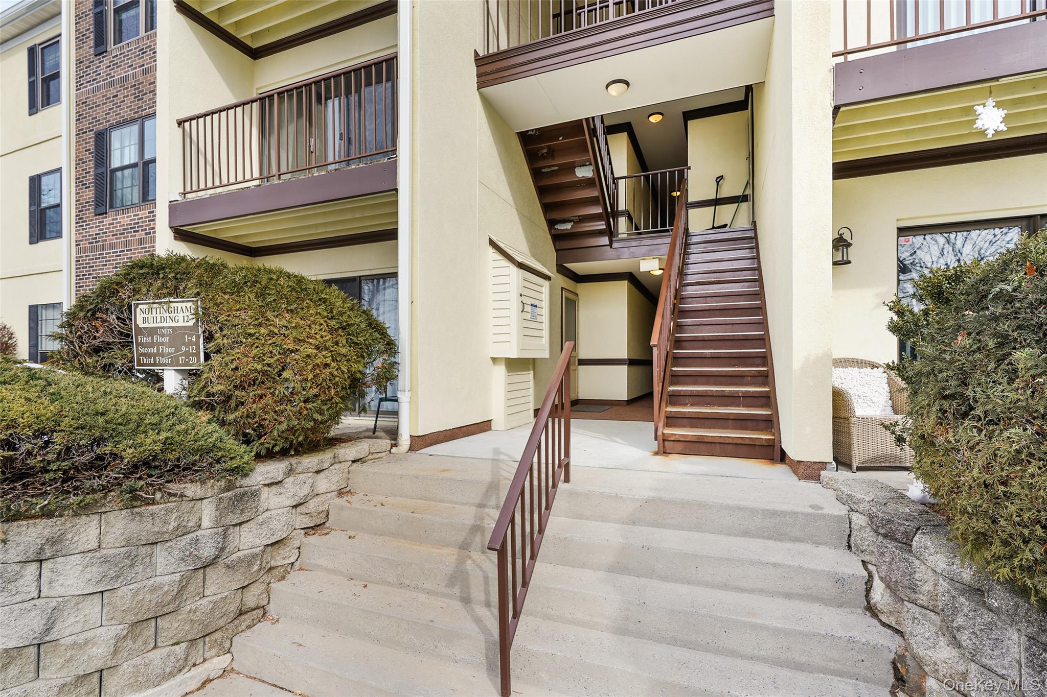 4 Nottingham Circle, Peekskill, NY 10566