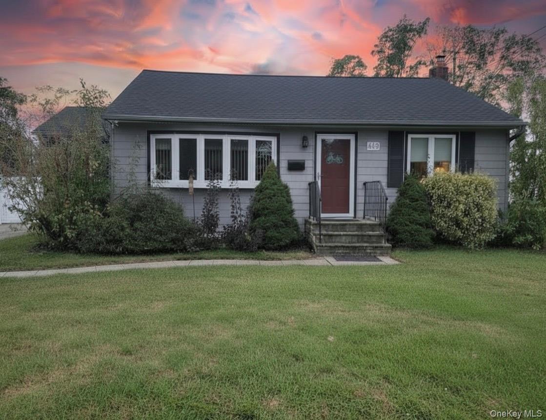 449 52nd Street, Lindenhurst, NY 11757