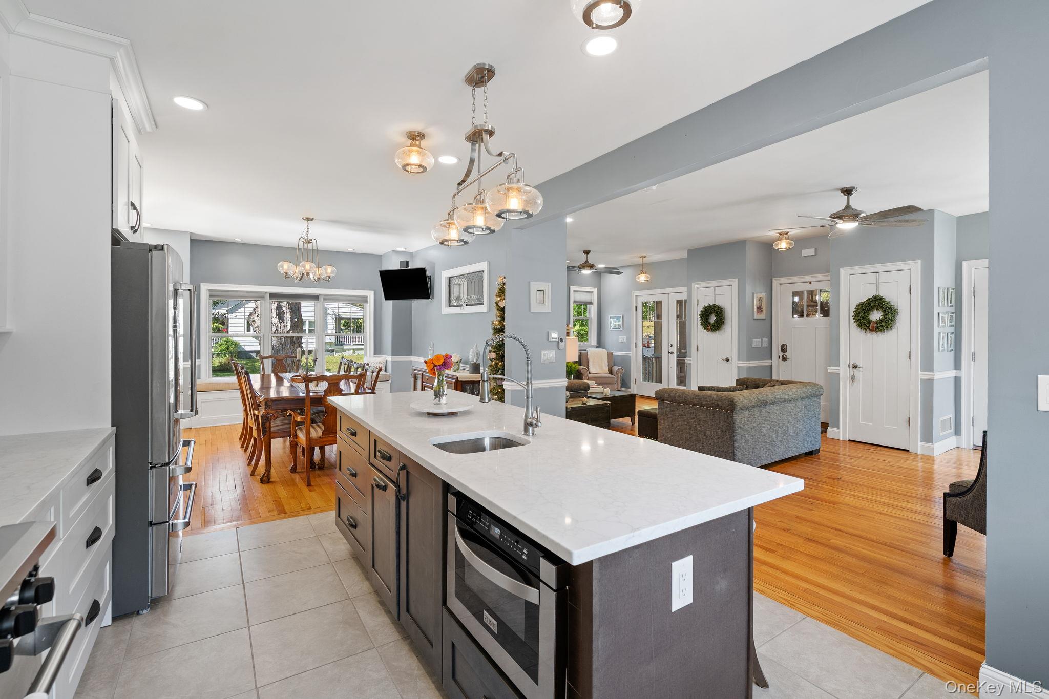 42 Colonial Avenue, Warwick, NY 10990