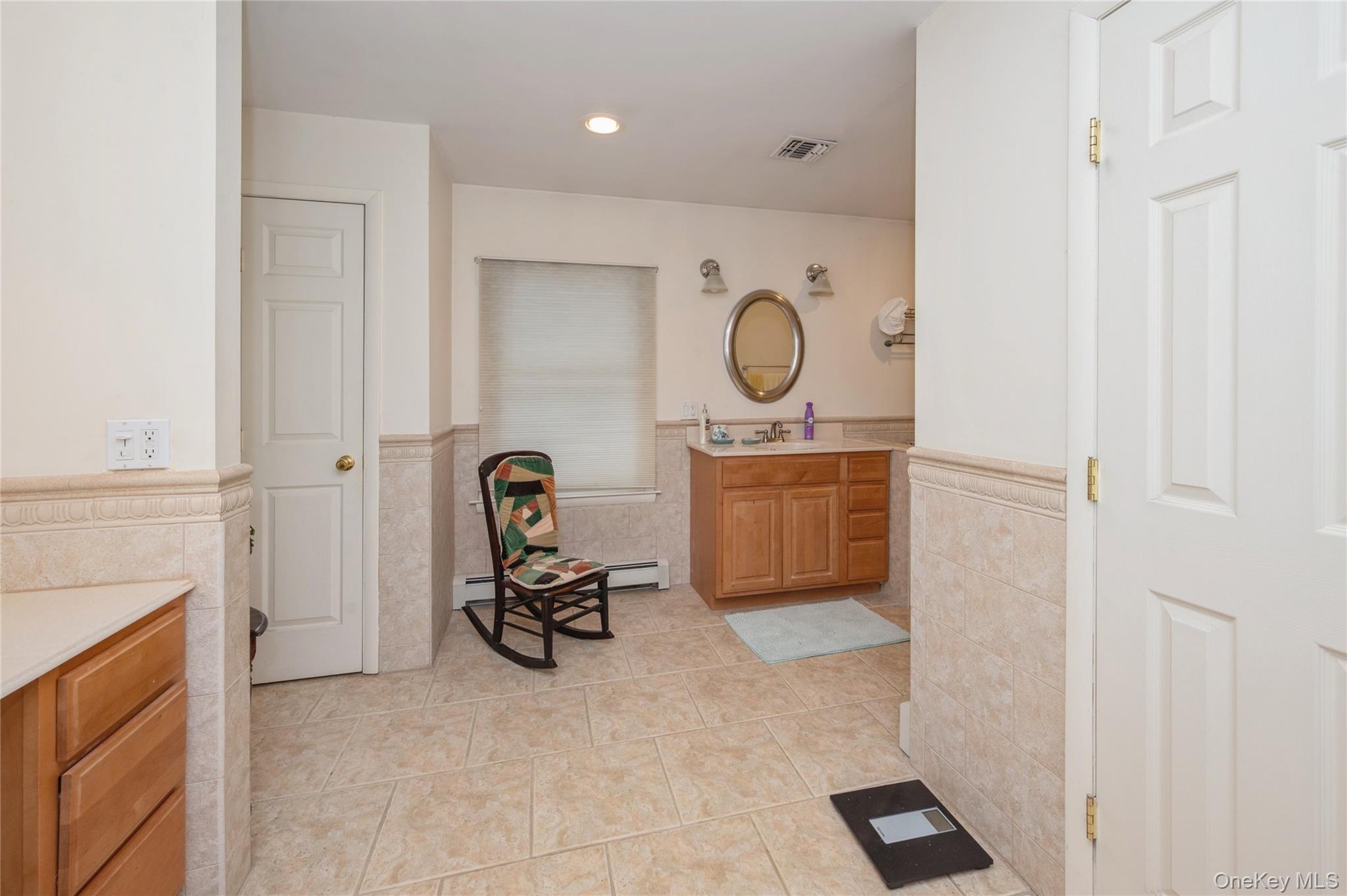 9 Elm Lane, Stony Brook, NY 11790