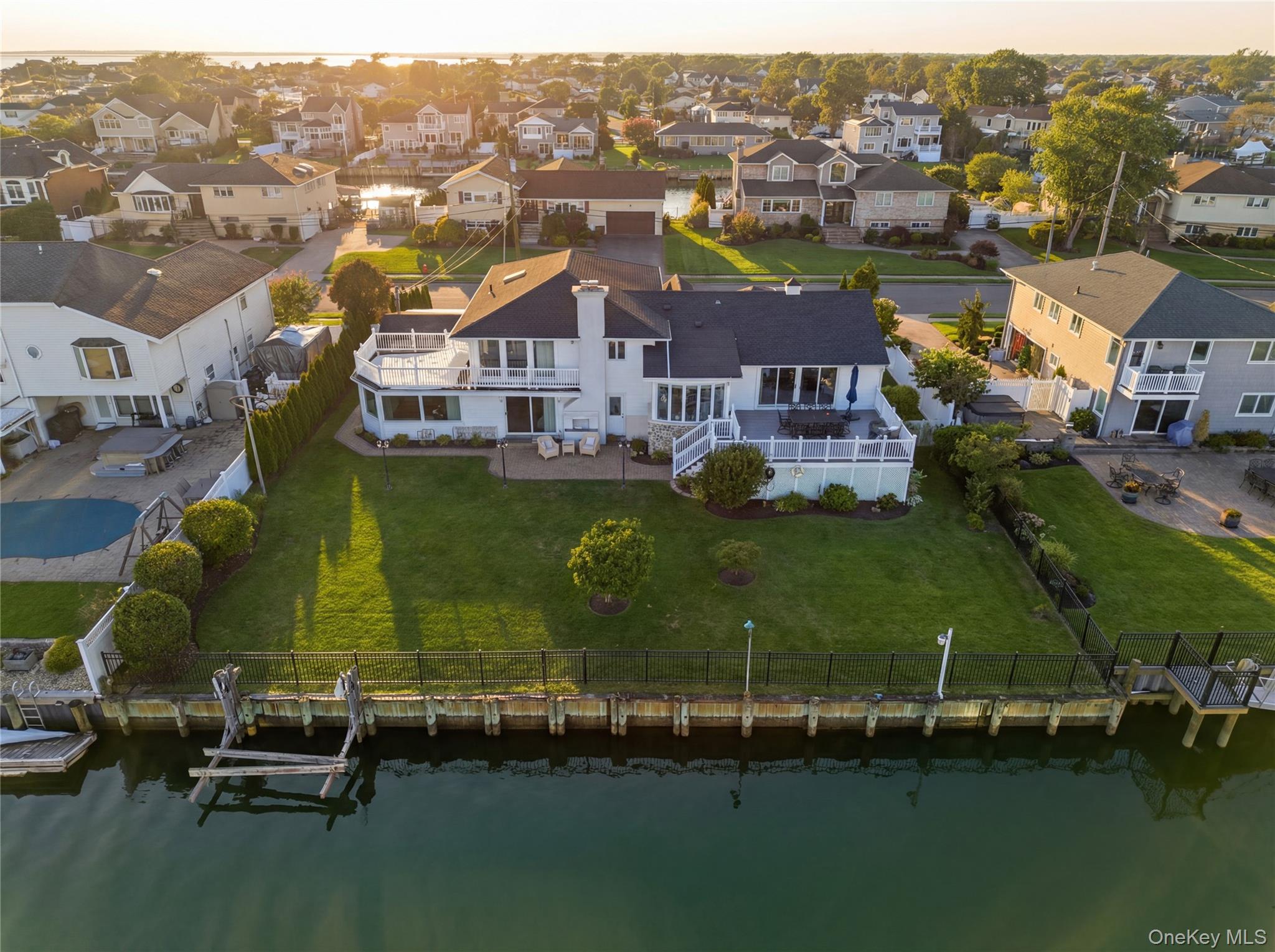 14 Club Drive, Massapequa, NY 11758