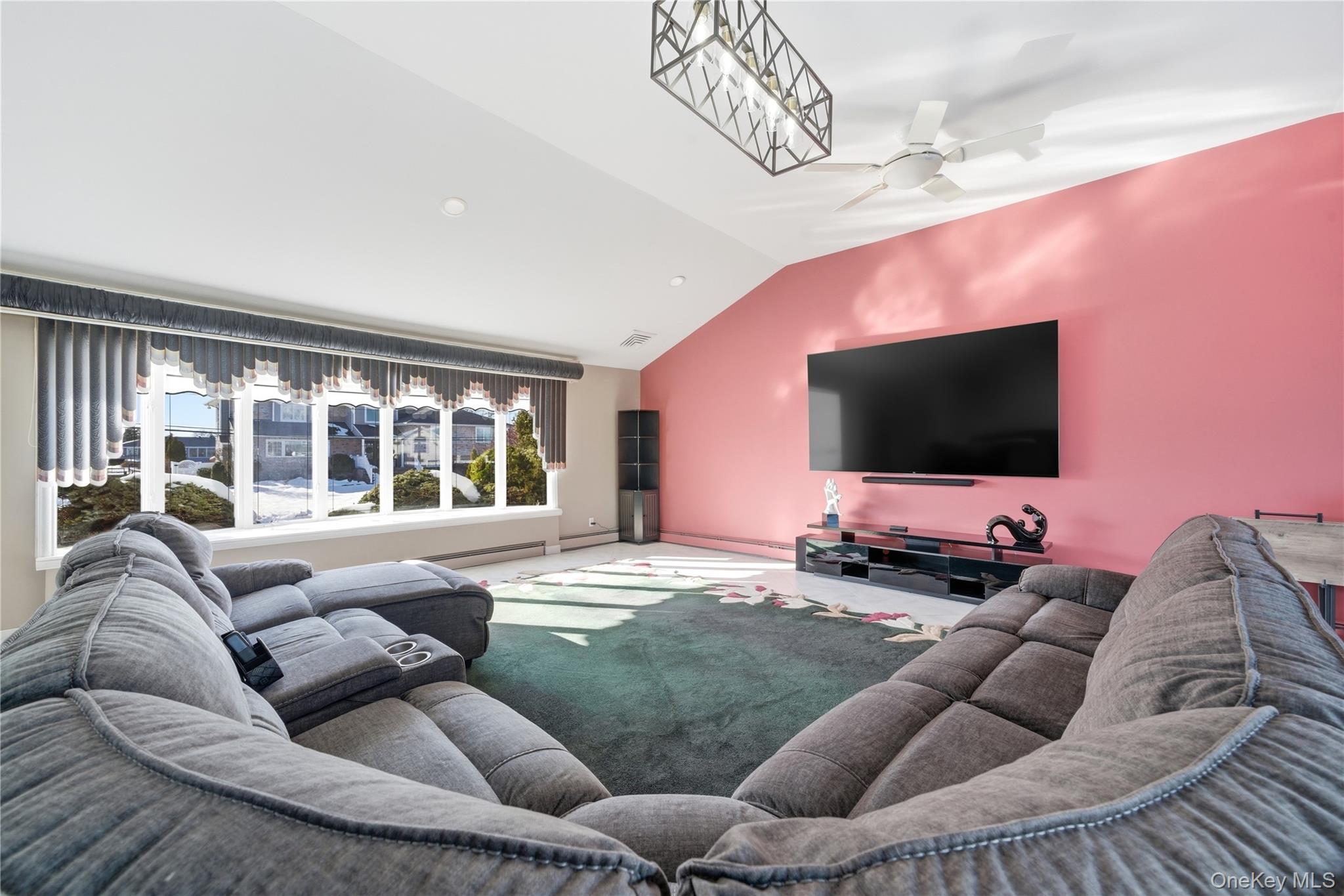 14 Club Drive, Massapequa, NY 11758