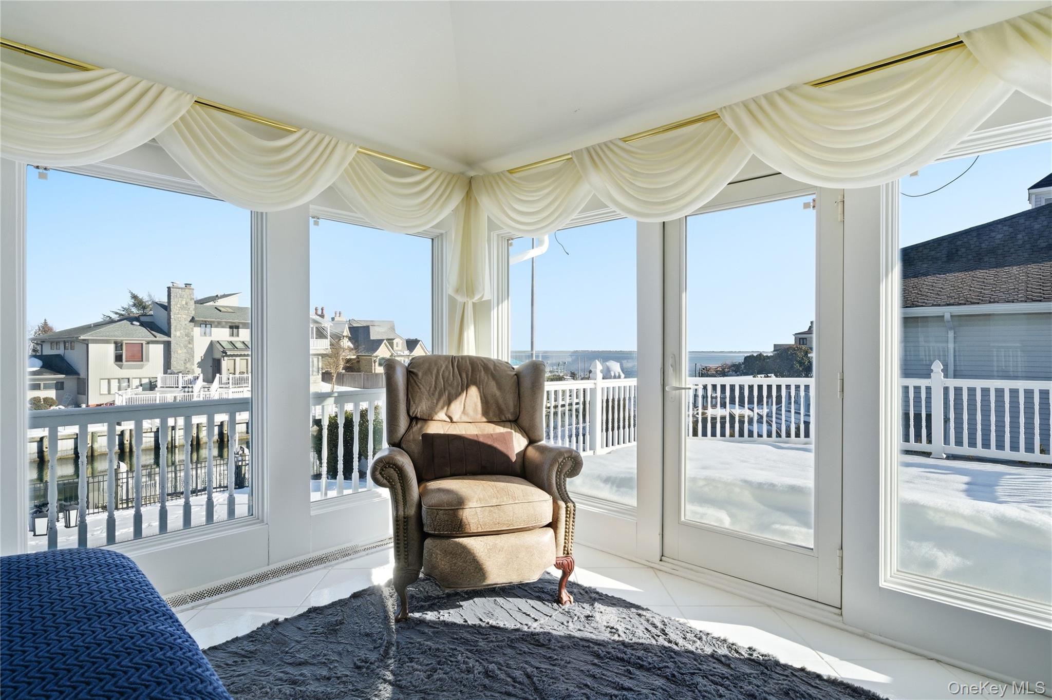 14 Club Drive, Massapequa, NY 11758