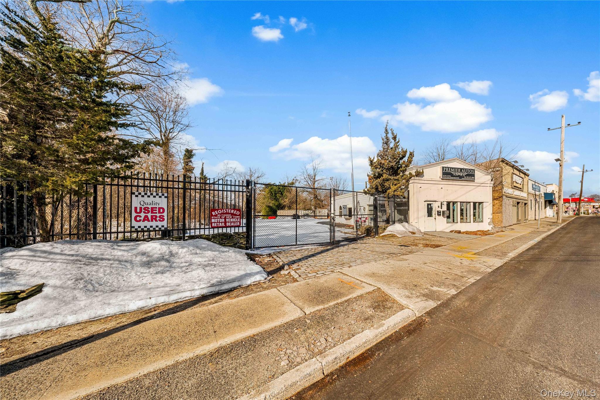 1849 New York Avenue, Huntington Station, NY 11746