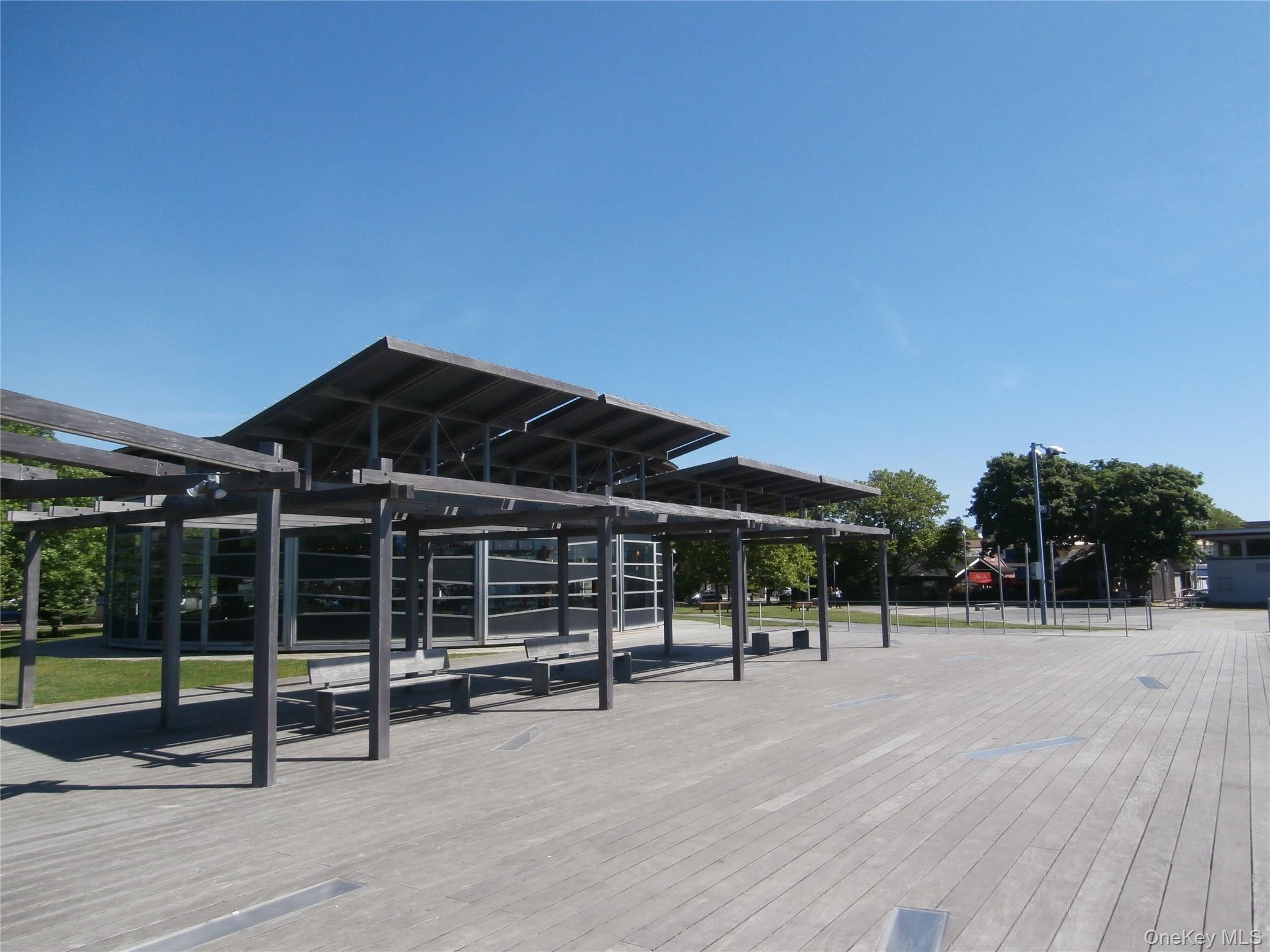 1000 9th Street # #D30, Greenport, NY 11944