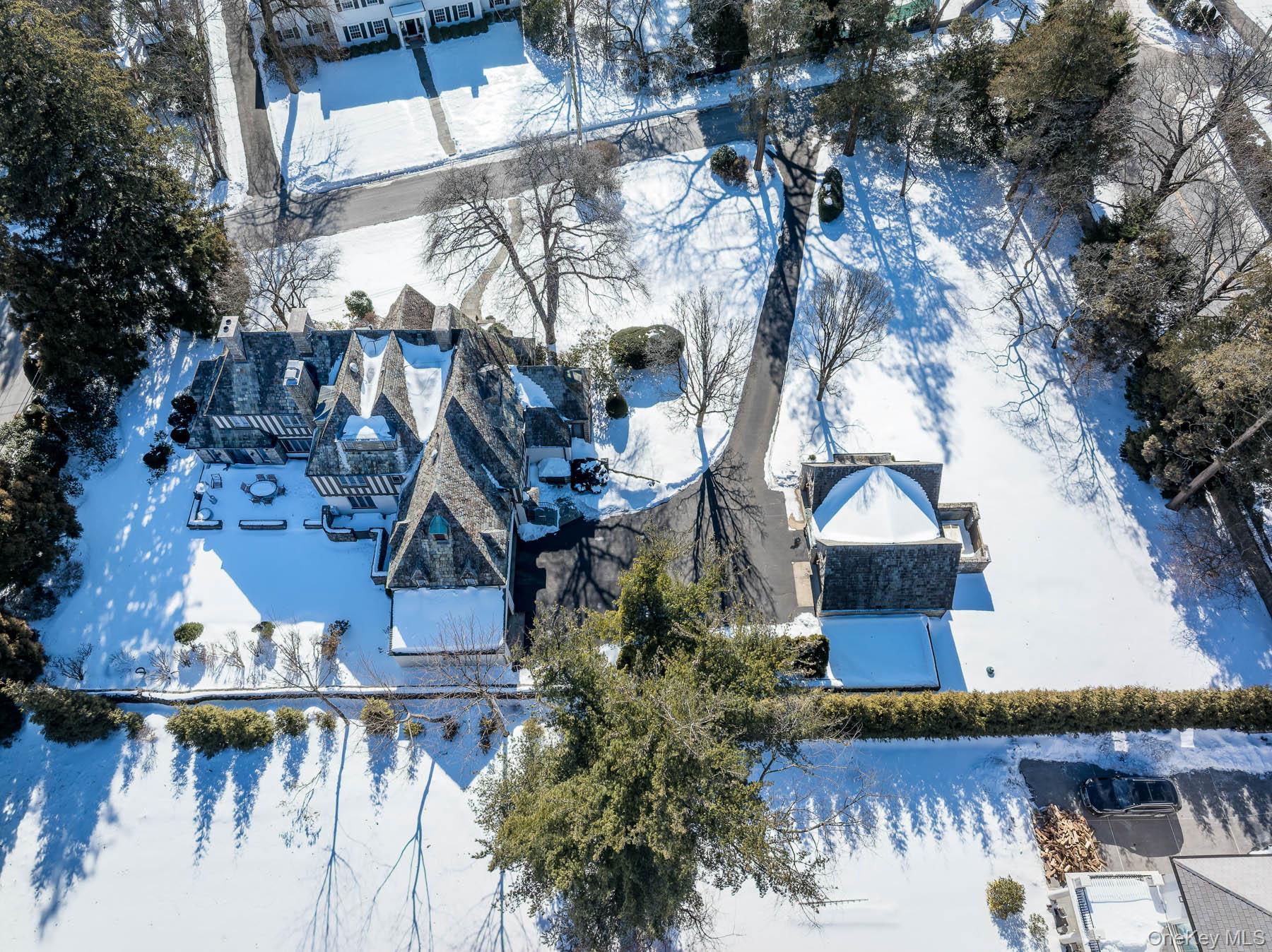 3 Westway, Bronxville, NY 10708