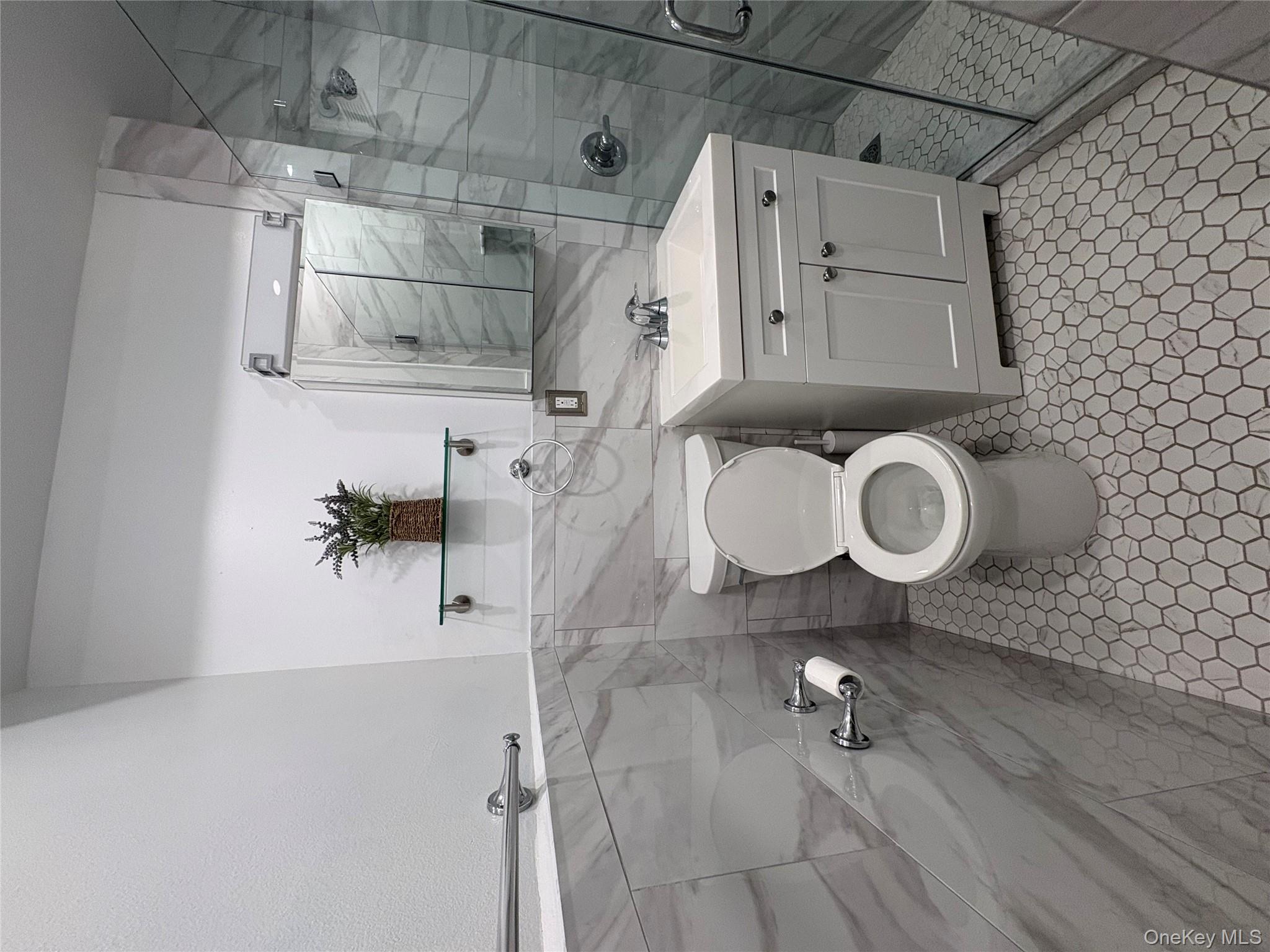 111 7th Street # 107, Garden City, NY 11530