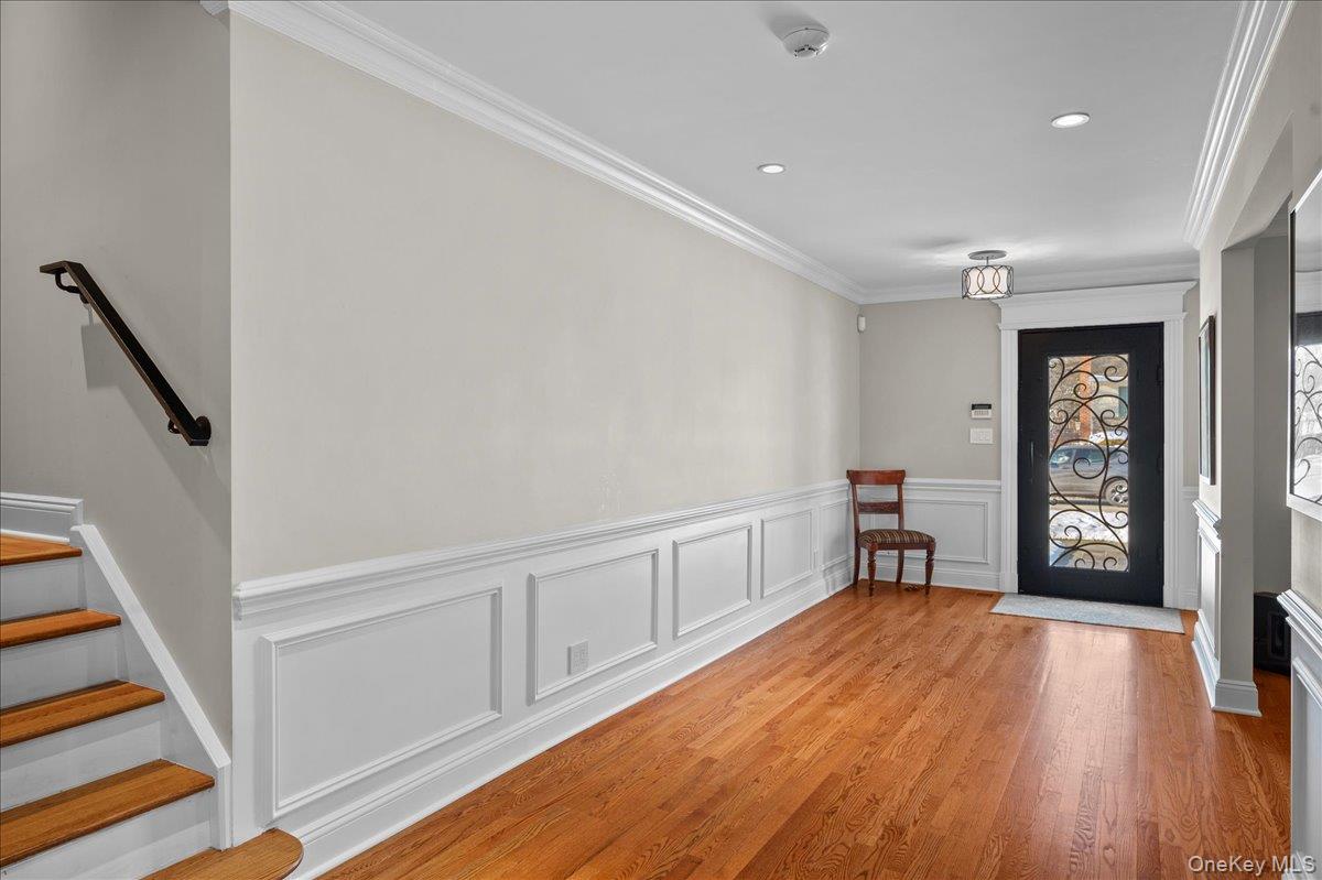 299 STRATTON Road, New Rochelle, NY 10804