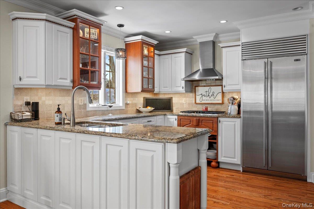 299 STRATTON Road, New Rochelle, NY 10804