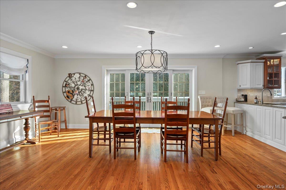 299 STRATTON Road, New Rochelle, NY 10804