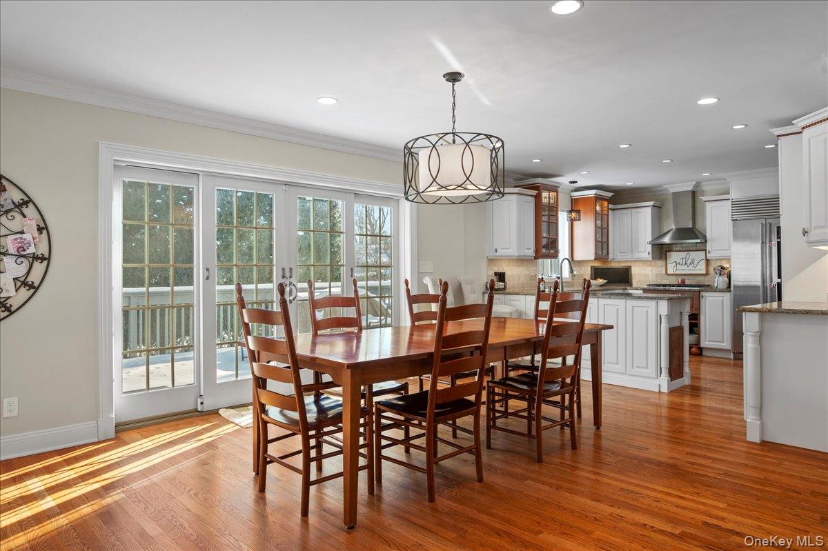 299 STRATTON Road, New Rochelle, NY 10804