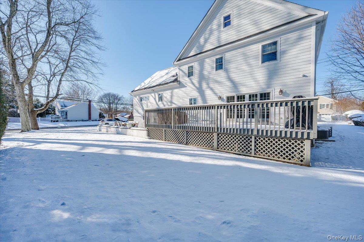 299 STRATTON Road, New Rochelle, NY 10804