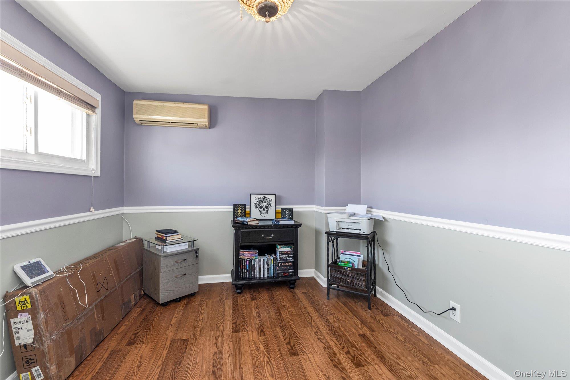 528 Carpenter Avenue, Oceanside, NY 11572