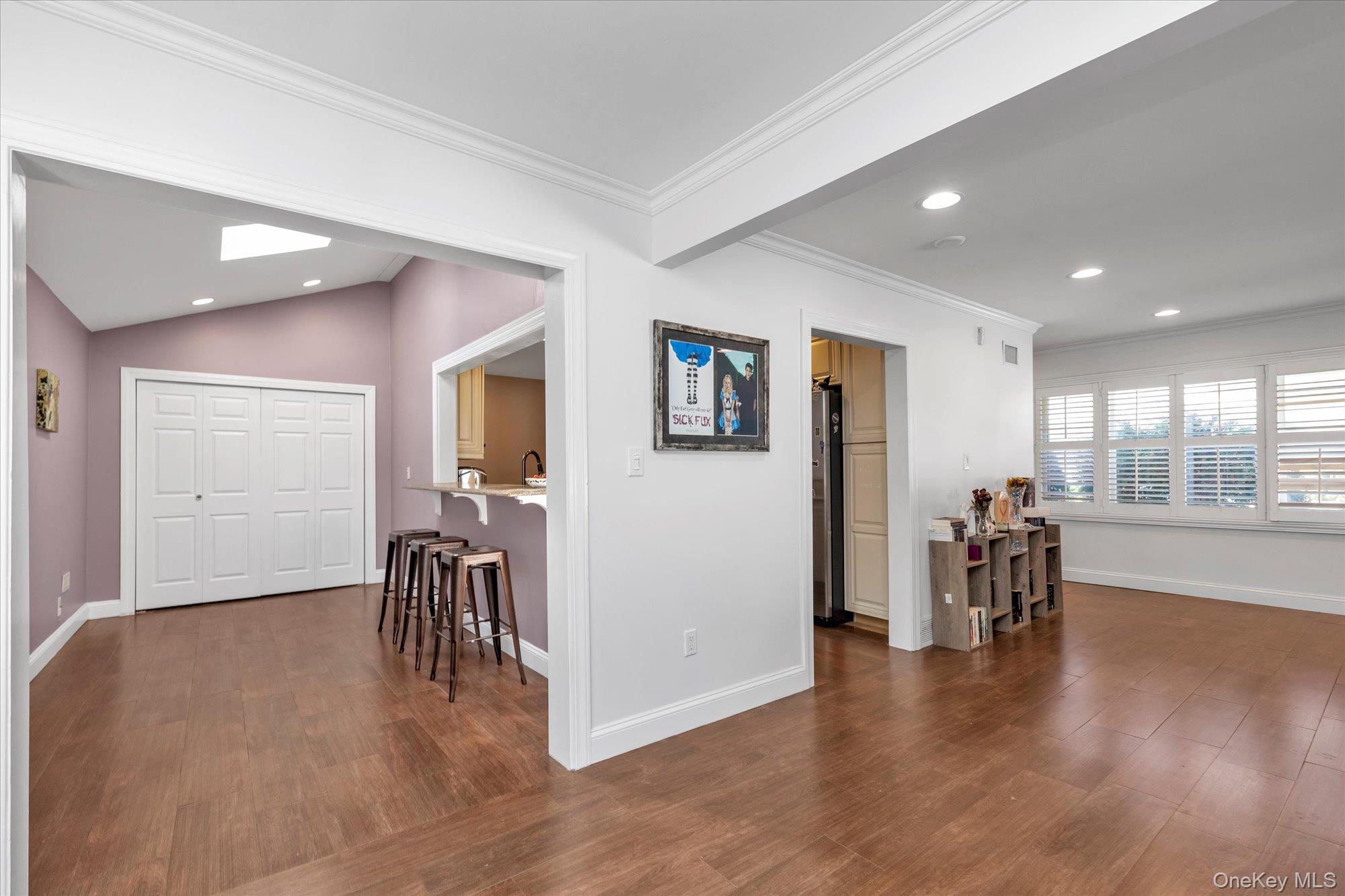 528 Carpenter Avenue, Oceanside, NY 11572