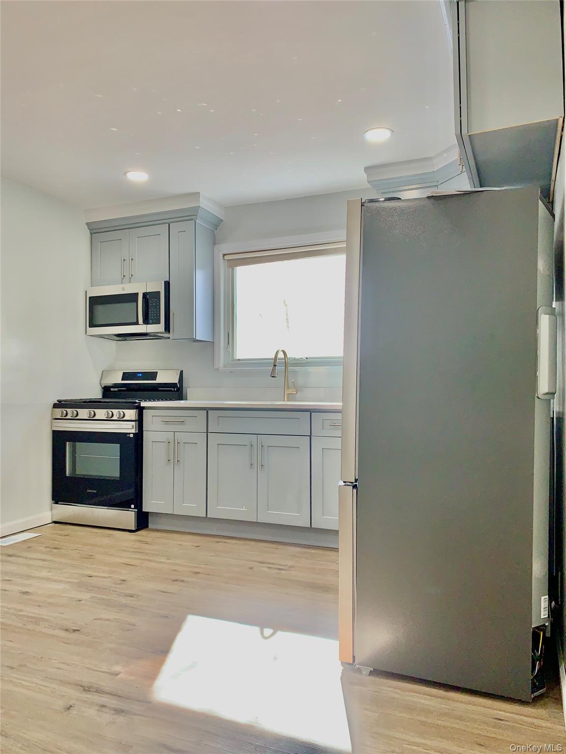 336 Scranton Avenue, Lynbrook, NY 11563