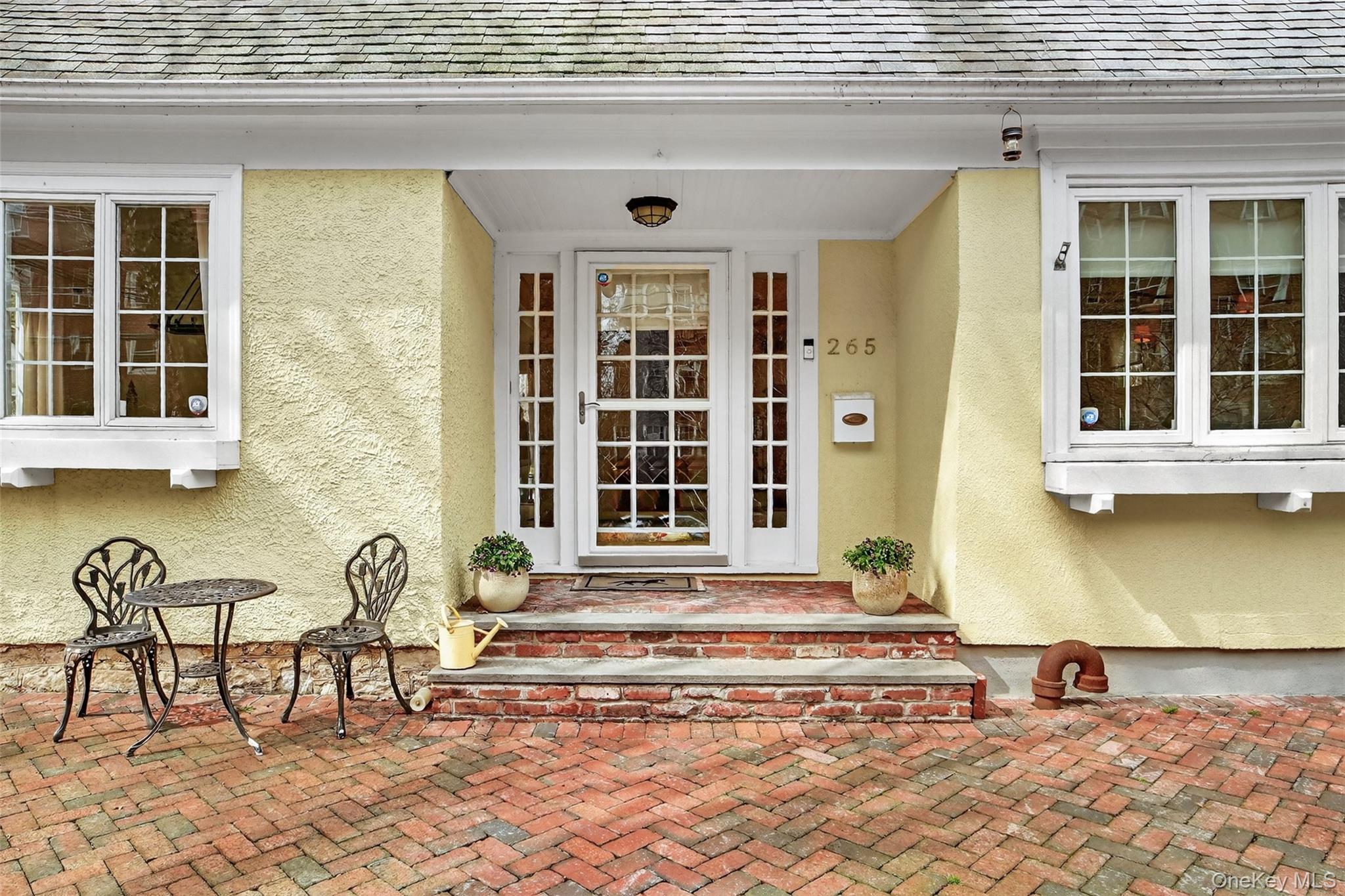 265 Bronxville Road, Bronxville, NY 10708