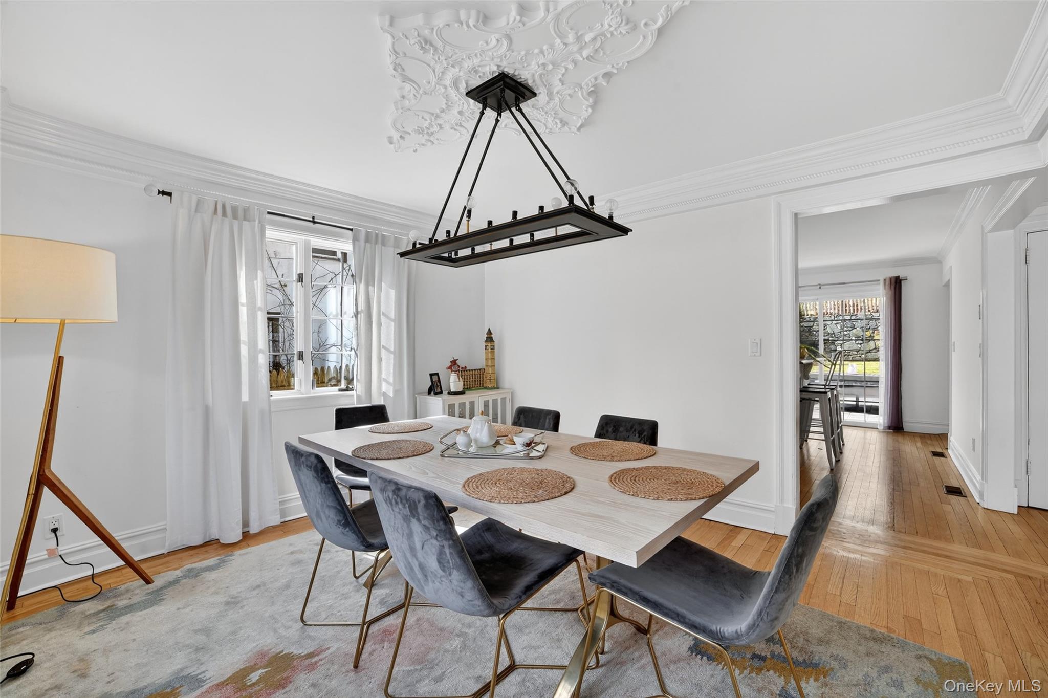 265 Bronxville Road, Bronxville, NY 10708