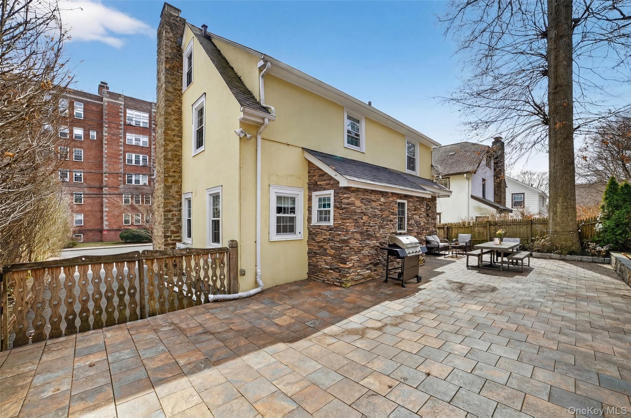 265 Bronxville Road, Bronxville, NY 10708