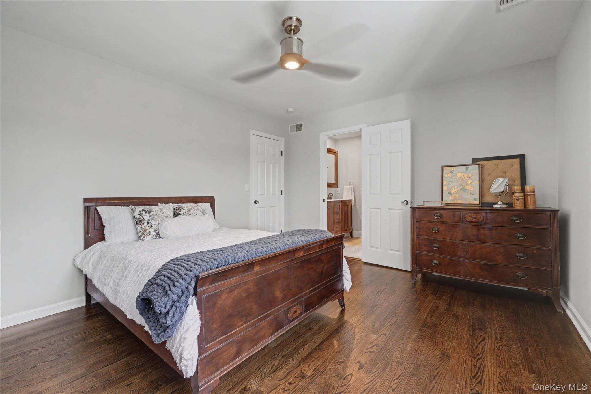 1359 Rustic Ridge Court, Yorktown Heights, NY 10598