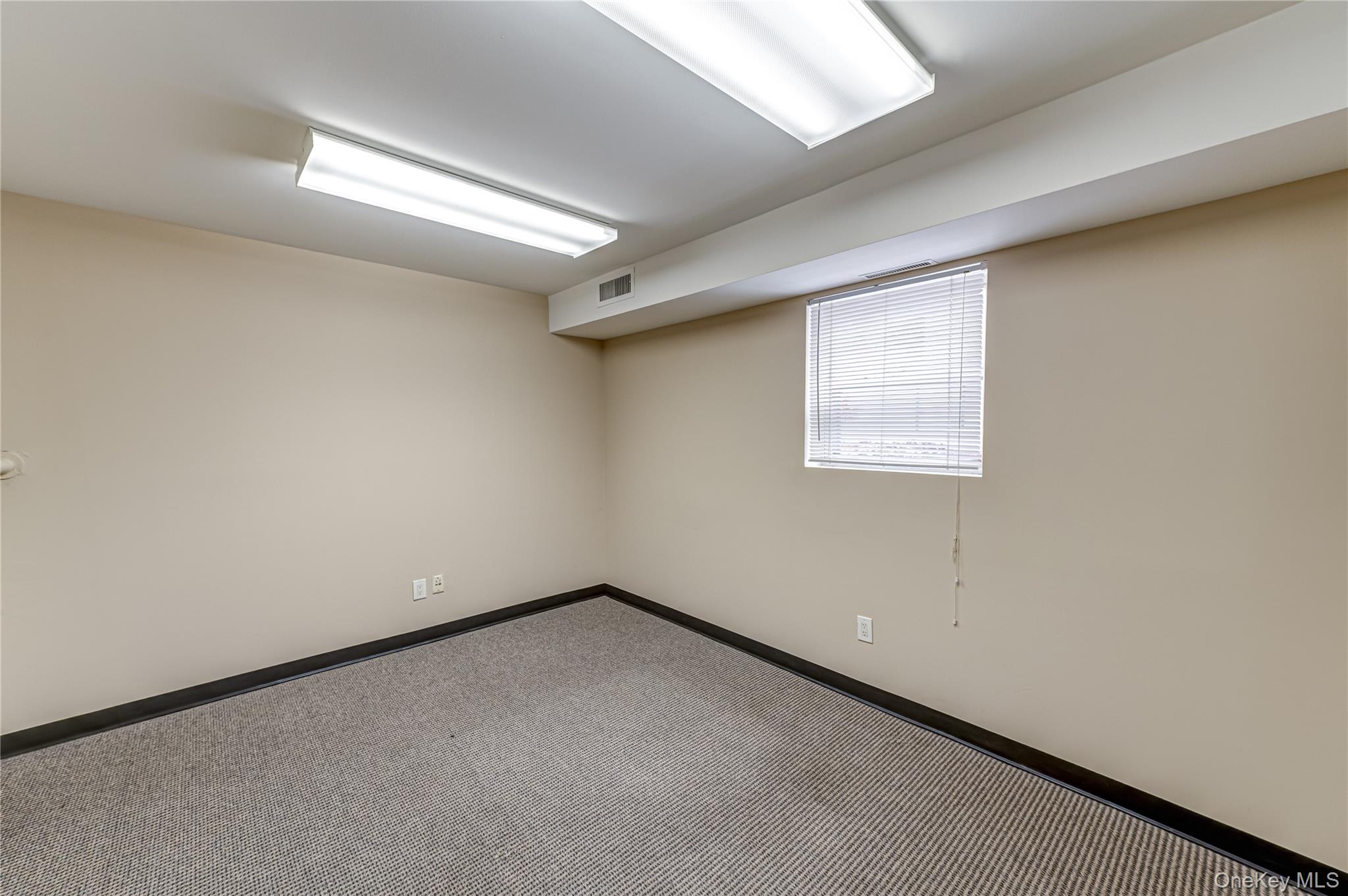 48 Elm Street, Huntington, NY 11743