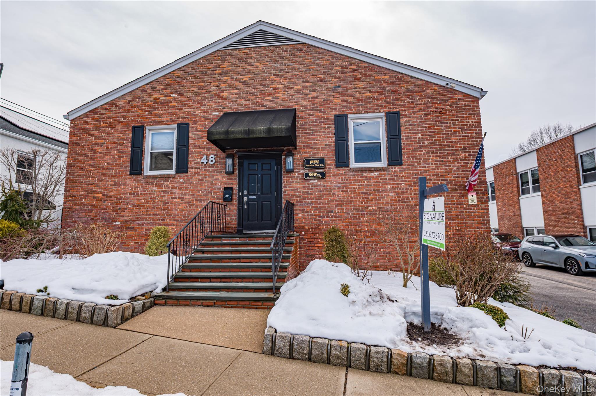 48 Elm Street, Huntington, NY 11743