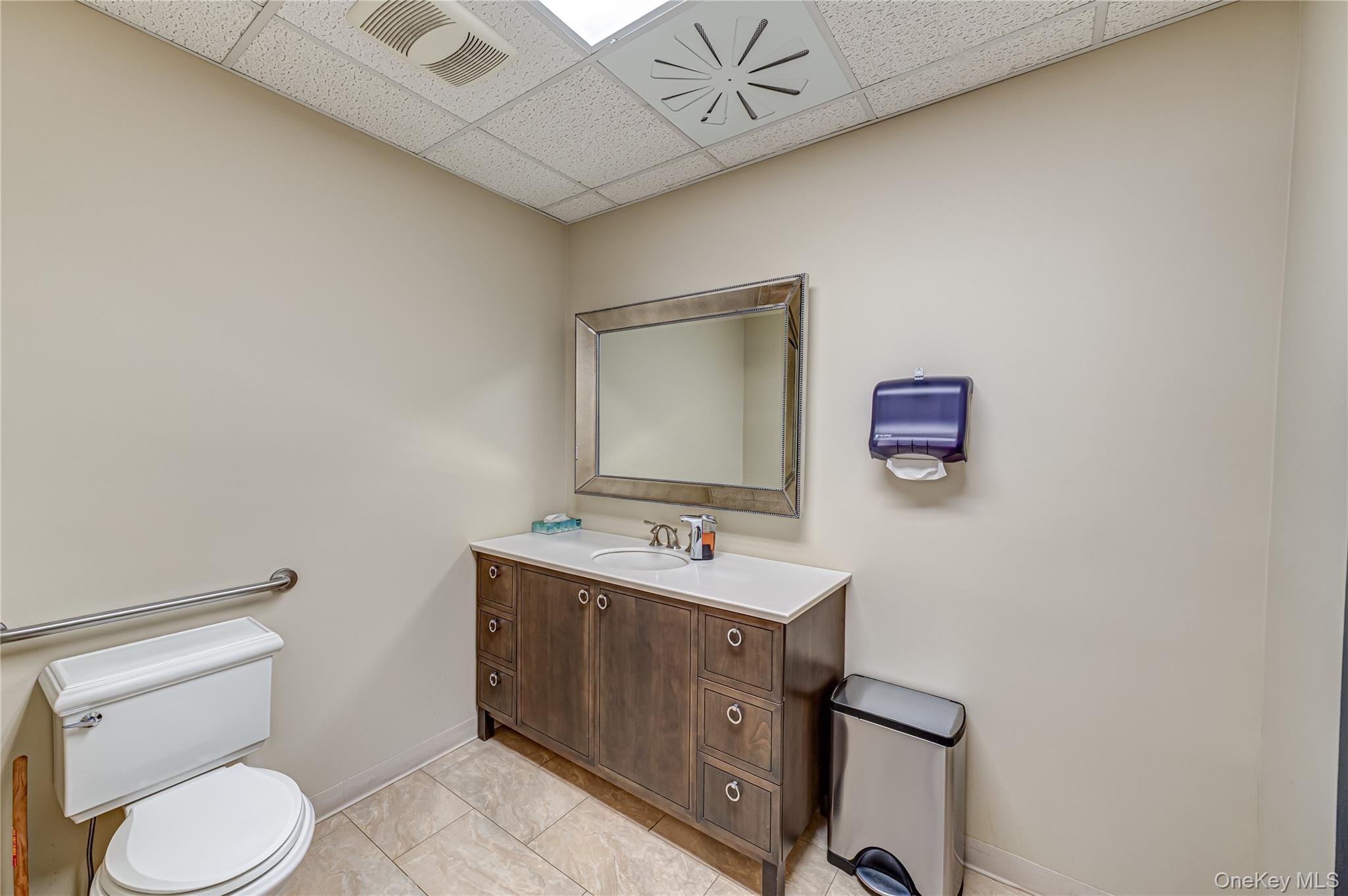 48 Elm Street, Huntington, NY 11743