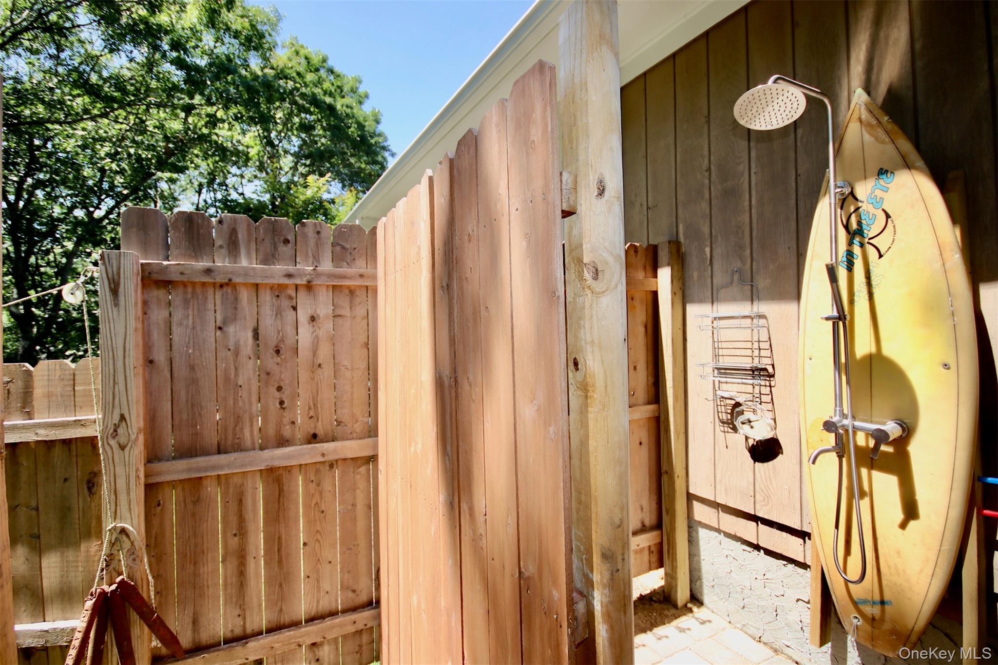 28 Old Trail Road, Water Mill, NY 11976