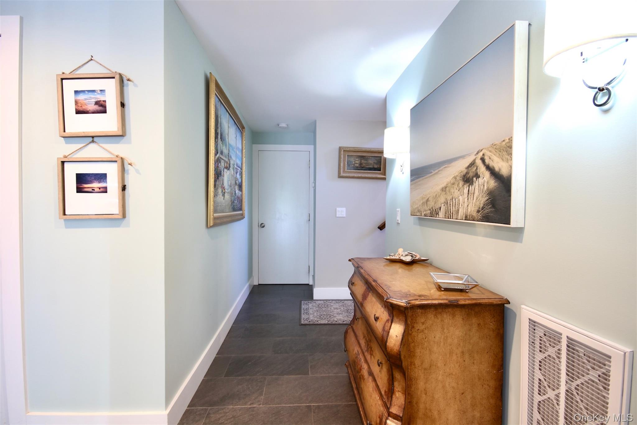 28 Old Trail Road, Water Mill, NY 11976