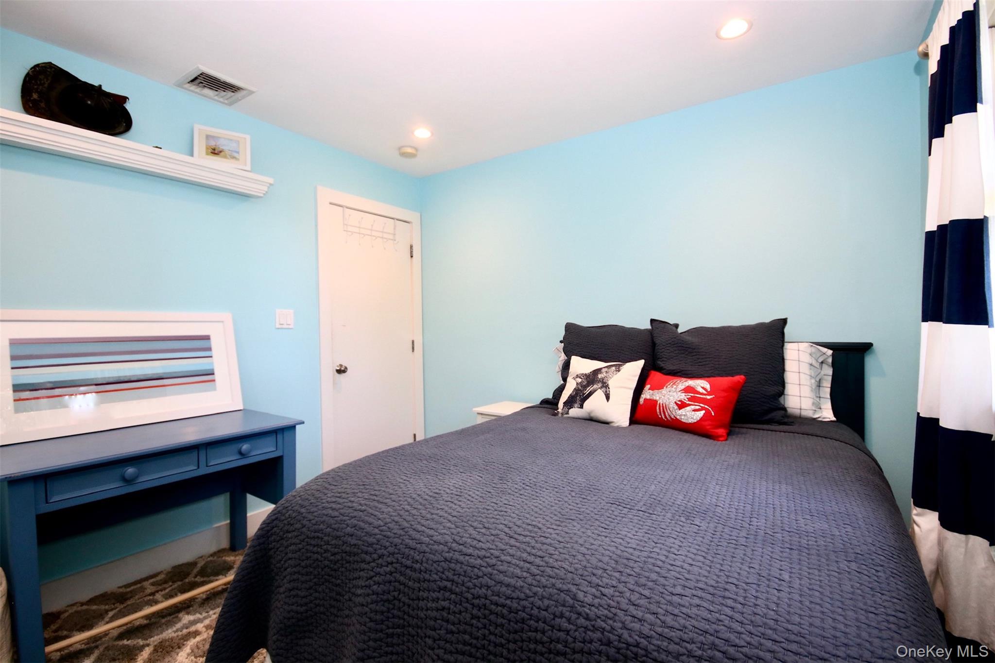 28 Old Trail Road, Water Mill, NY 11976