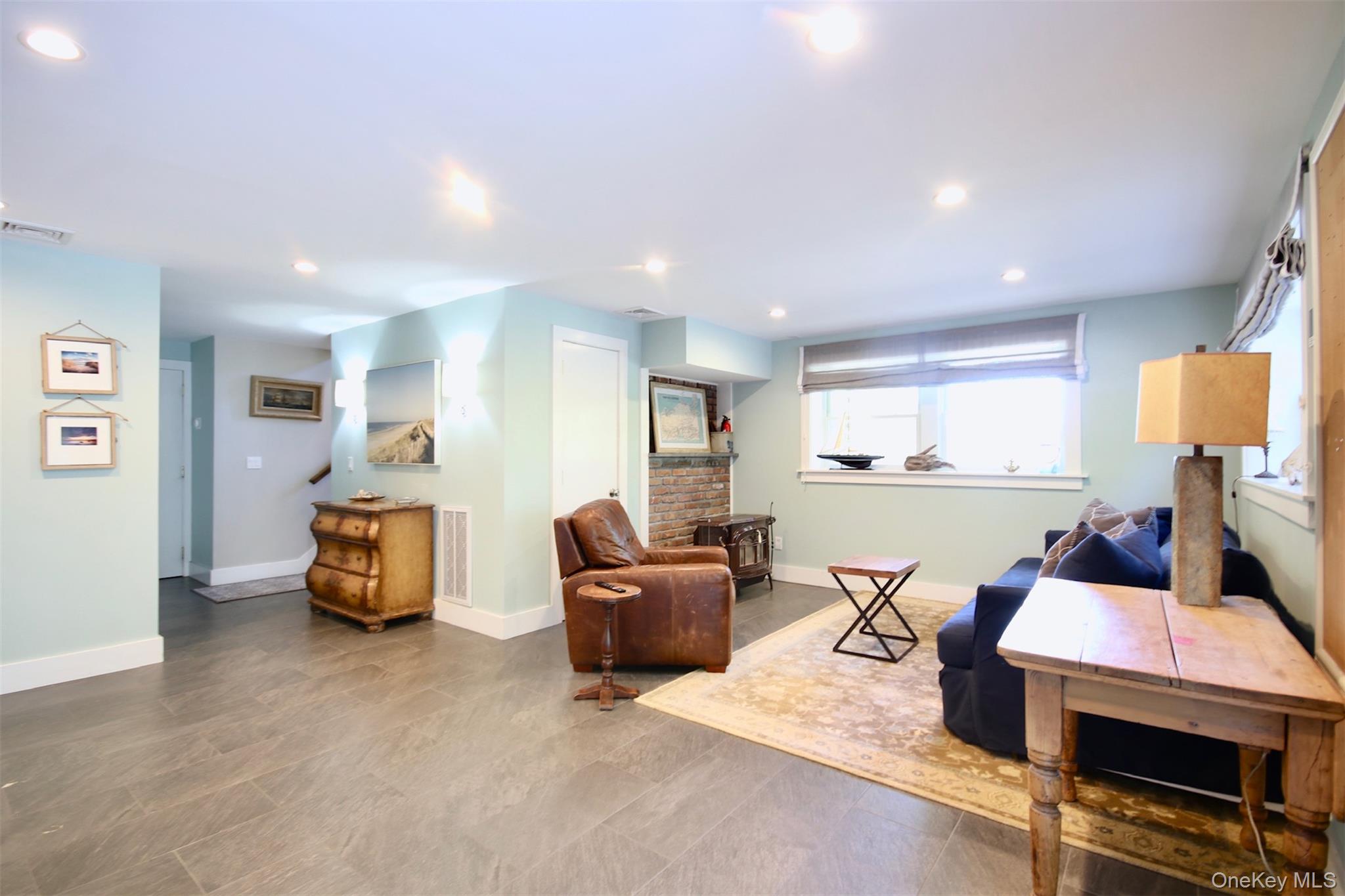 28 Old Trail Road, Water Mill, NY 11976