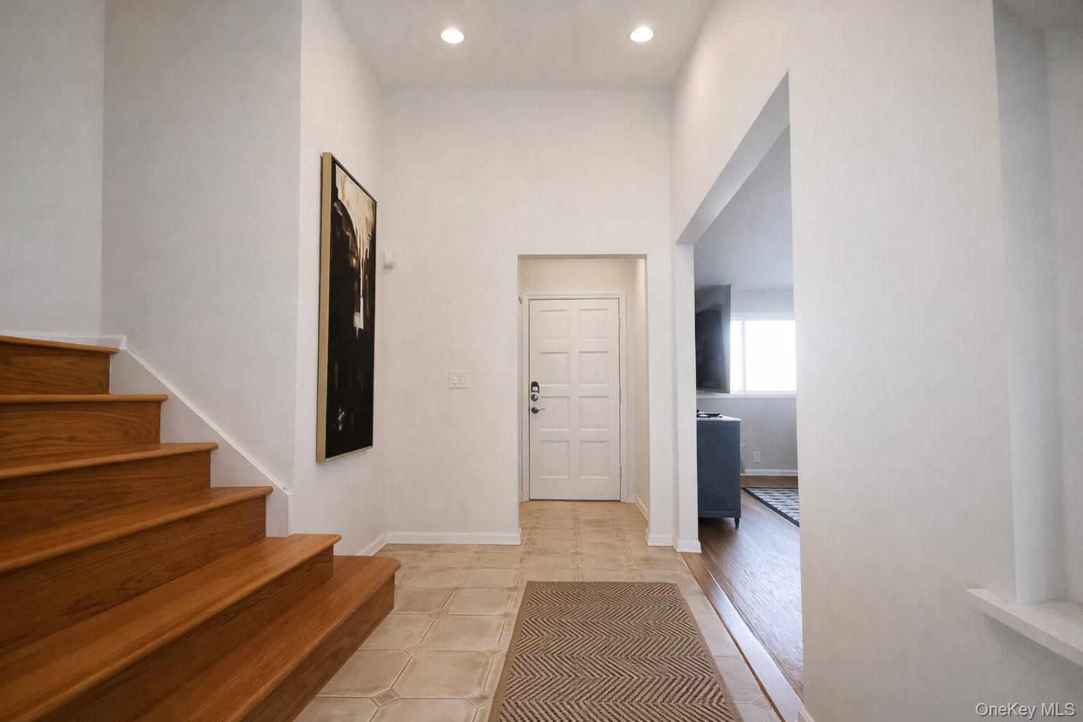 24 Willets Avenue, Syosset, NY 11791