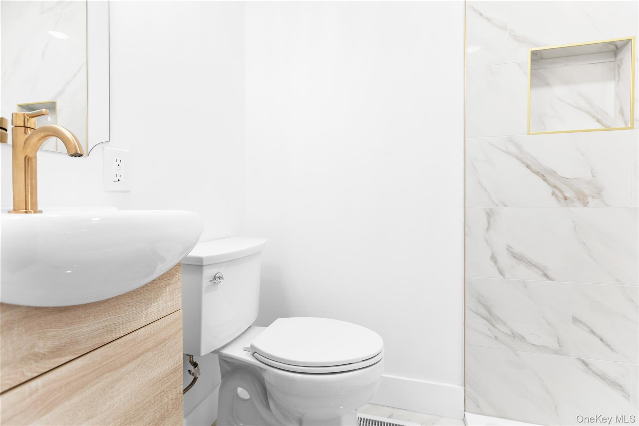 43 Circuit Road, Bellport Village, NY 11713