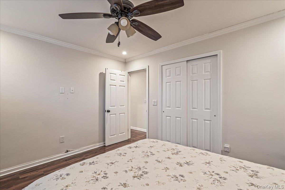 67-11 Bell Boulevard # 2, Bayside, NY 11364