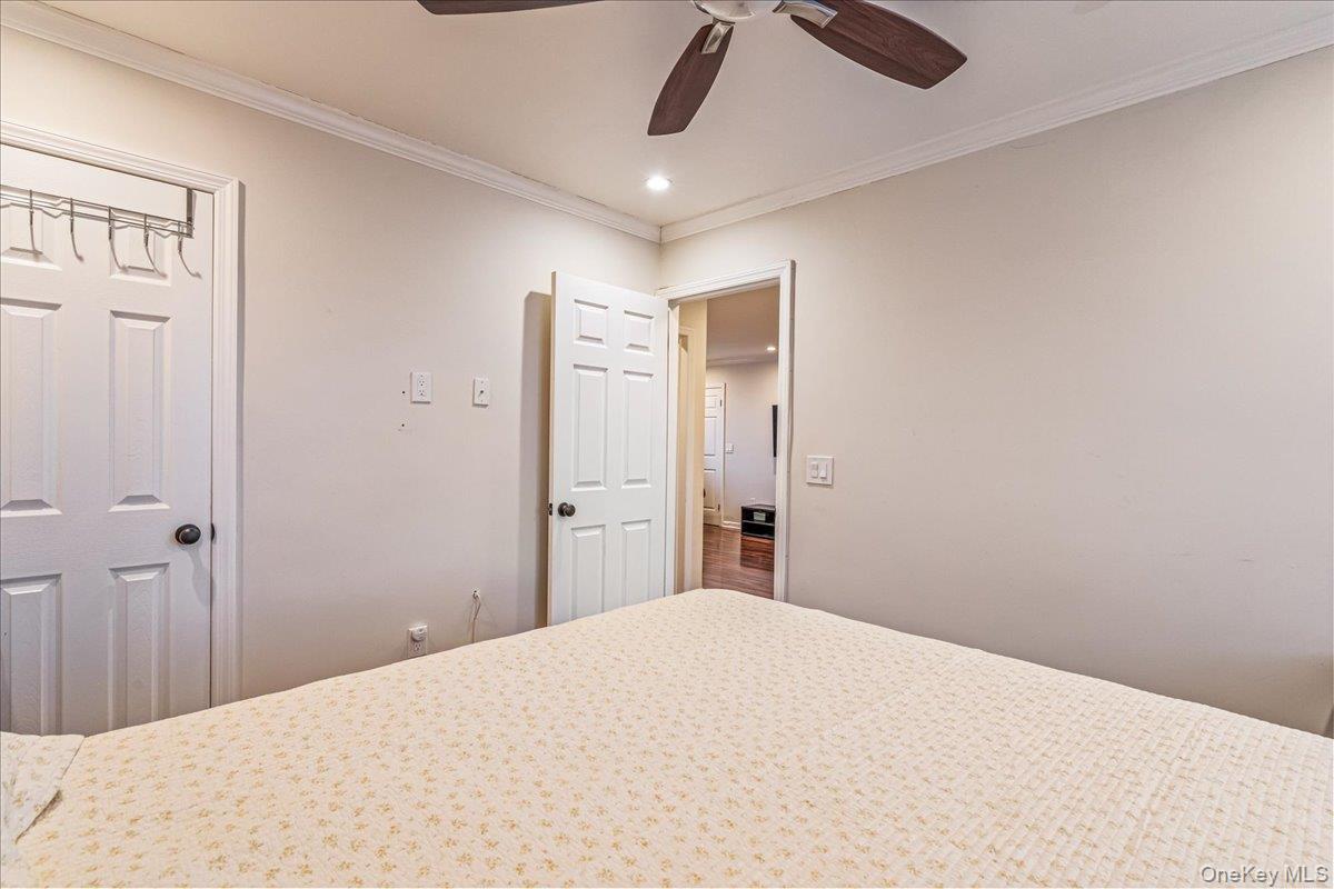 67-11 Bell Boulevard # 2, Bayside, NY 11364