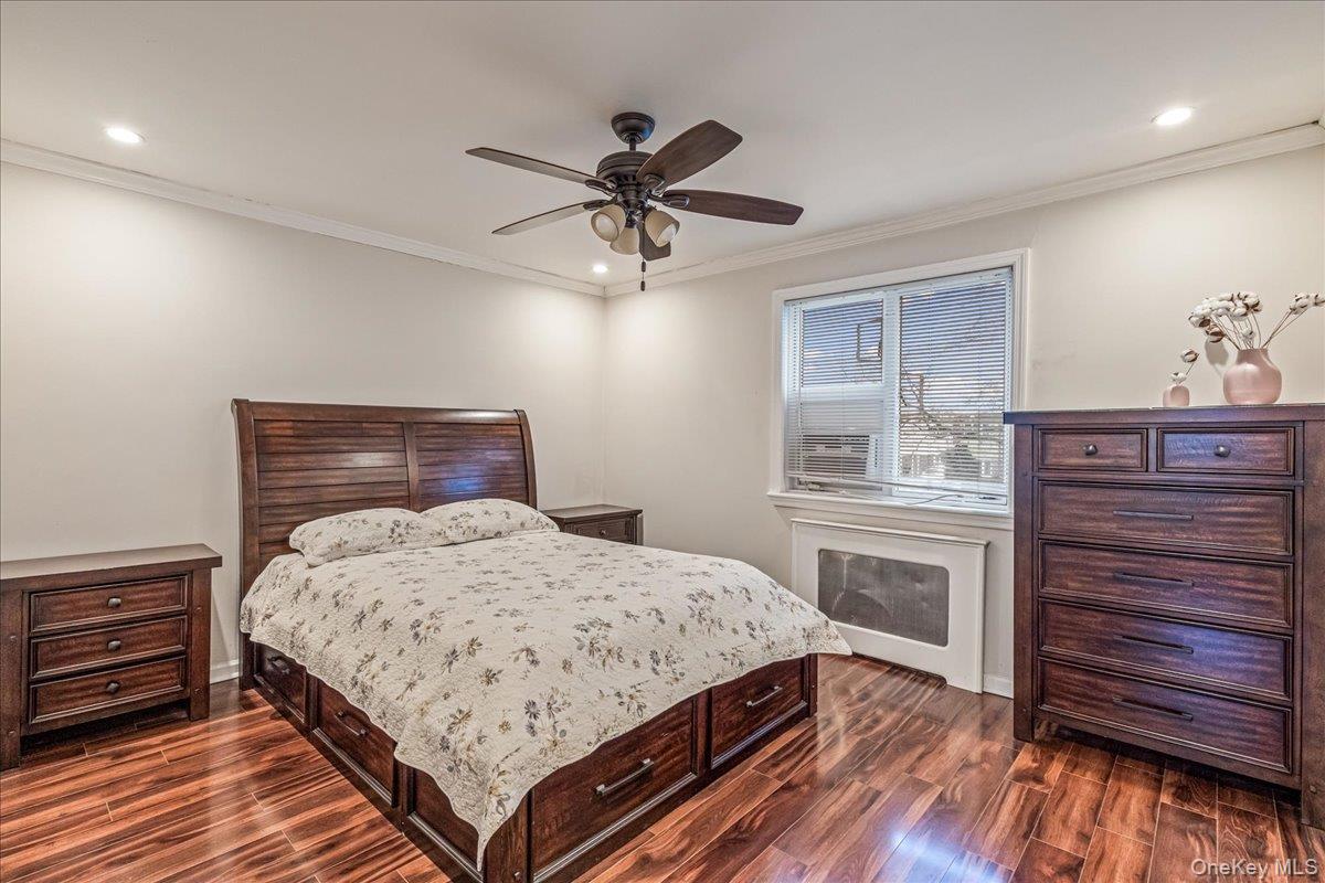 67-11 Bell Boulevard # 2, Bayside, NY 11364