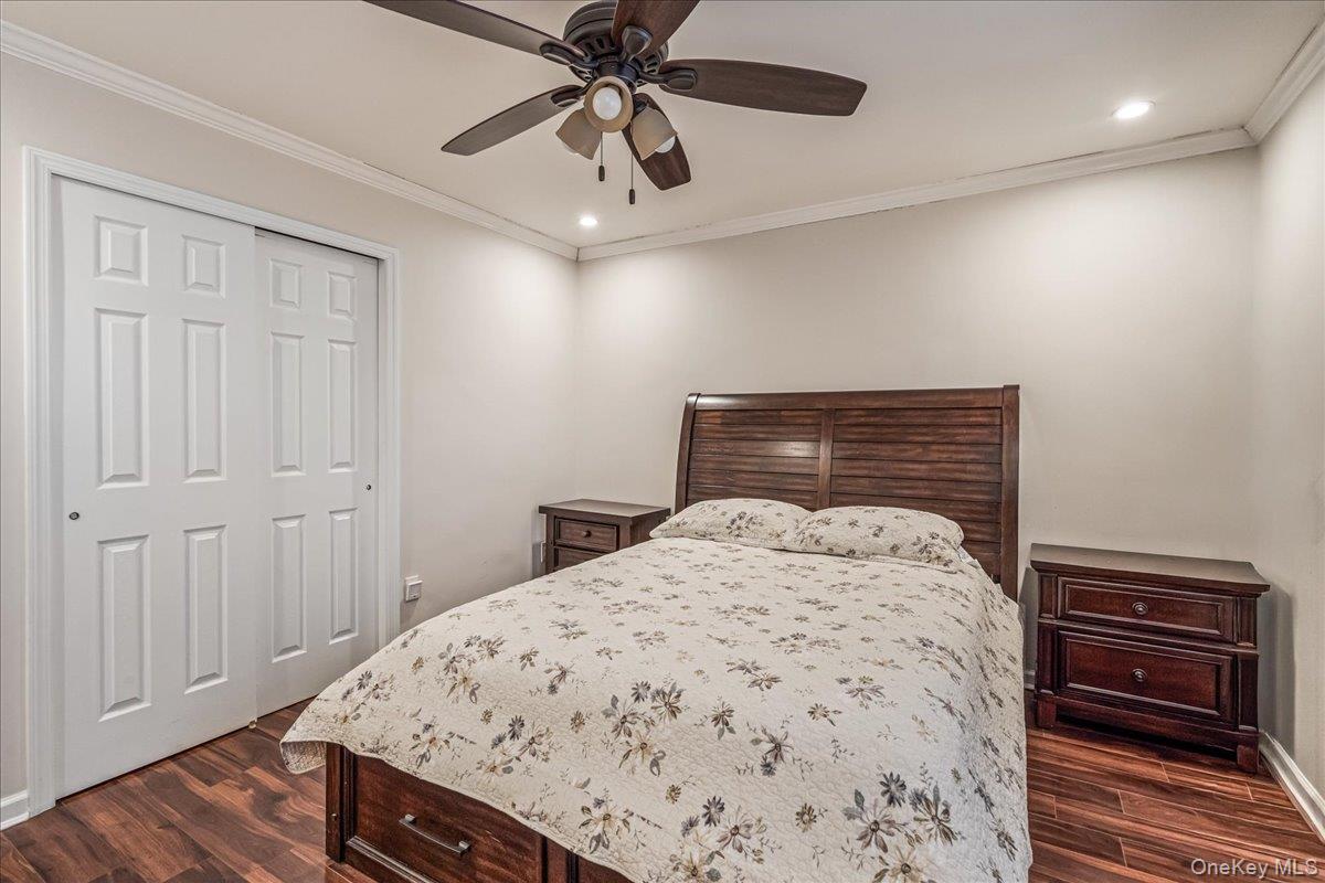 67-11 Bell Boulevard # 2, Bayside, NY 11364