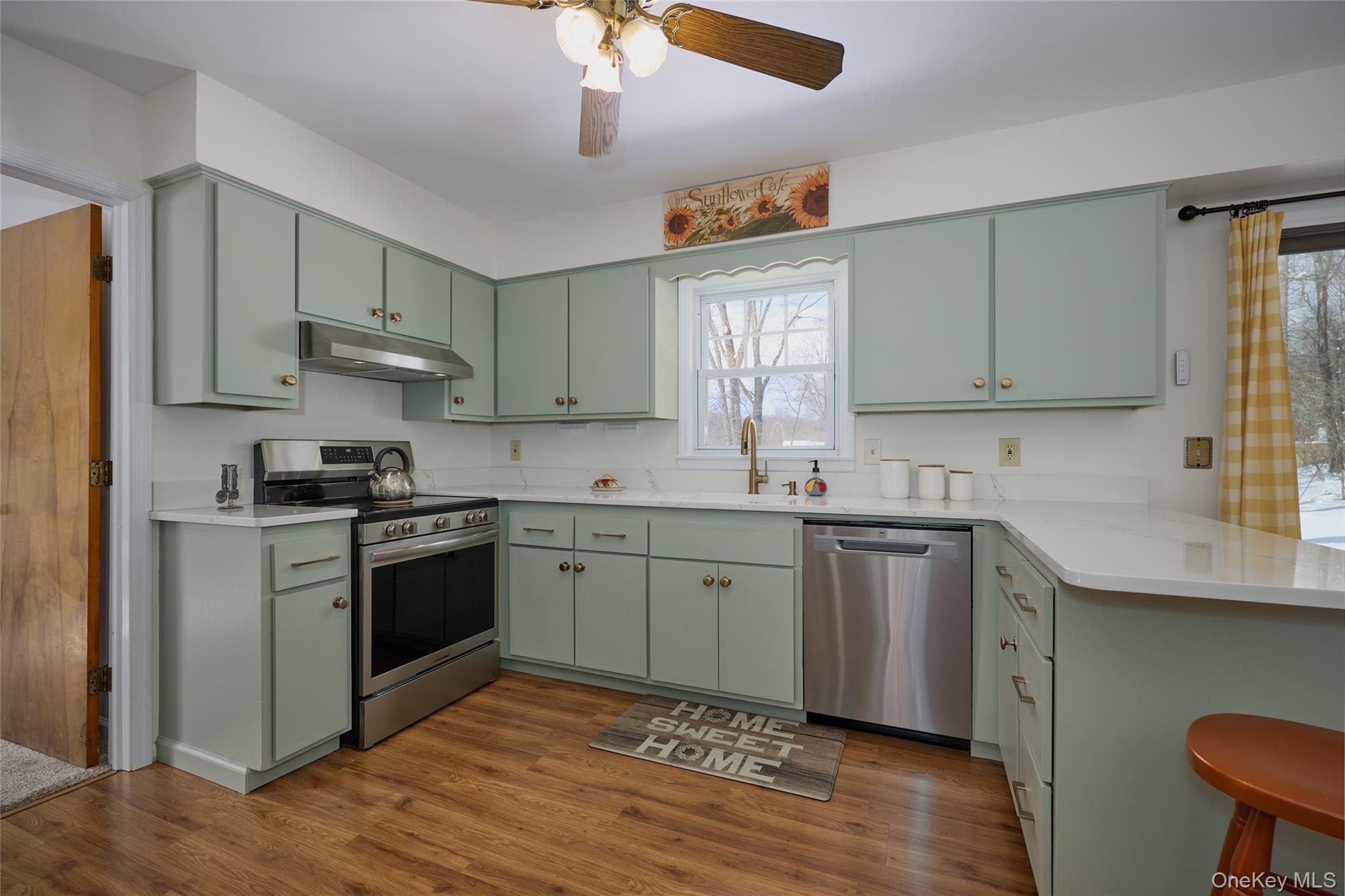 16 Relyea Terrace, Wappingers Falls, NY 12590