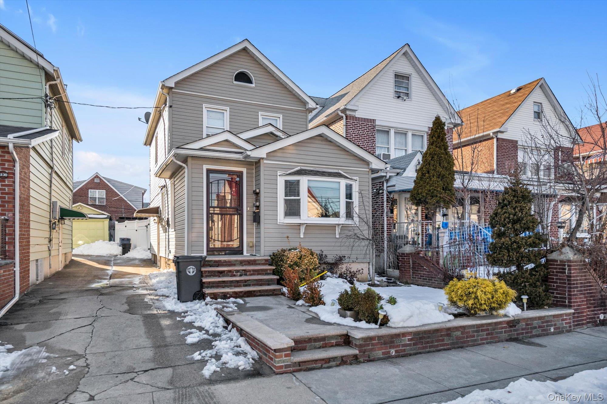 42-28 189th Street, Flushing, NY 11358