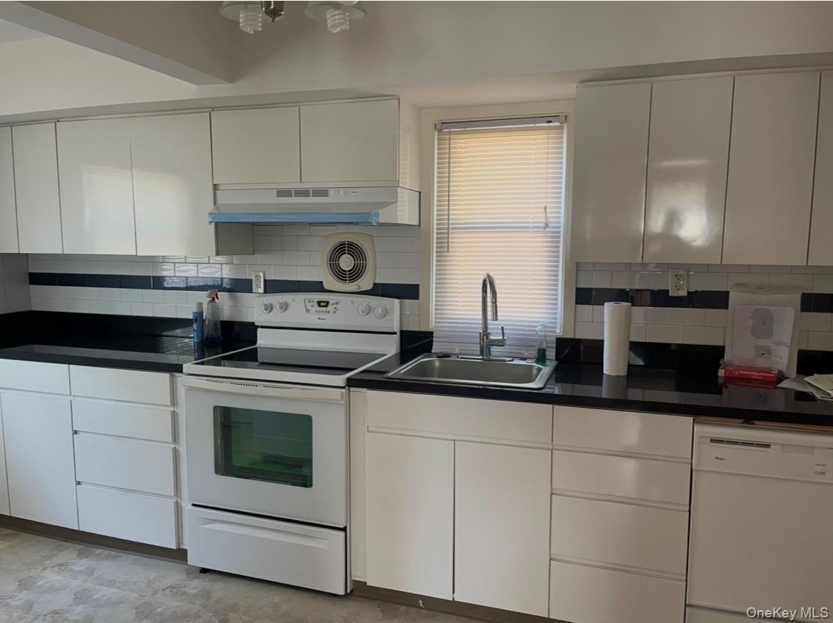 79A Muncy Avenue, West Babylon, NY 11704