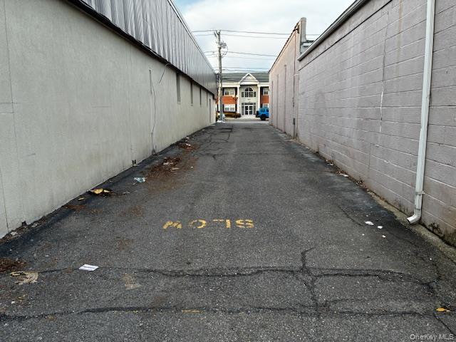 464 E Main Street, Patchogue, NY 11772