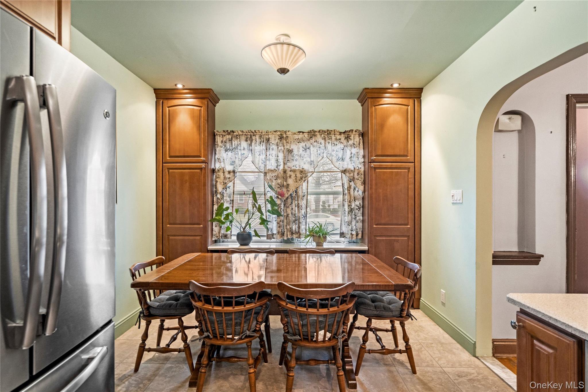 19 William Street, Valley Stream, NY 11580