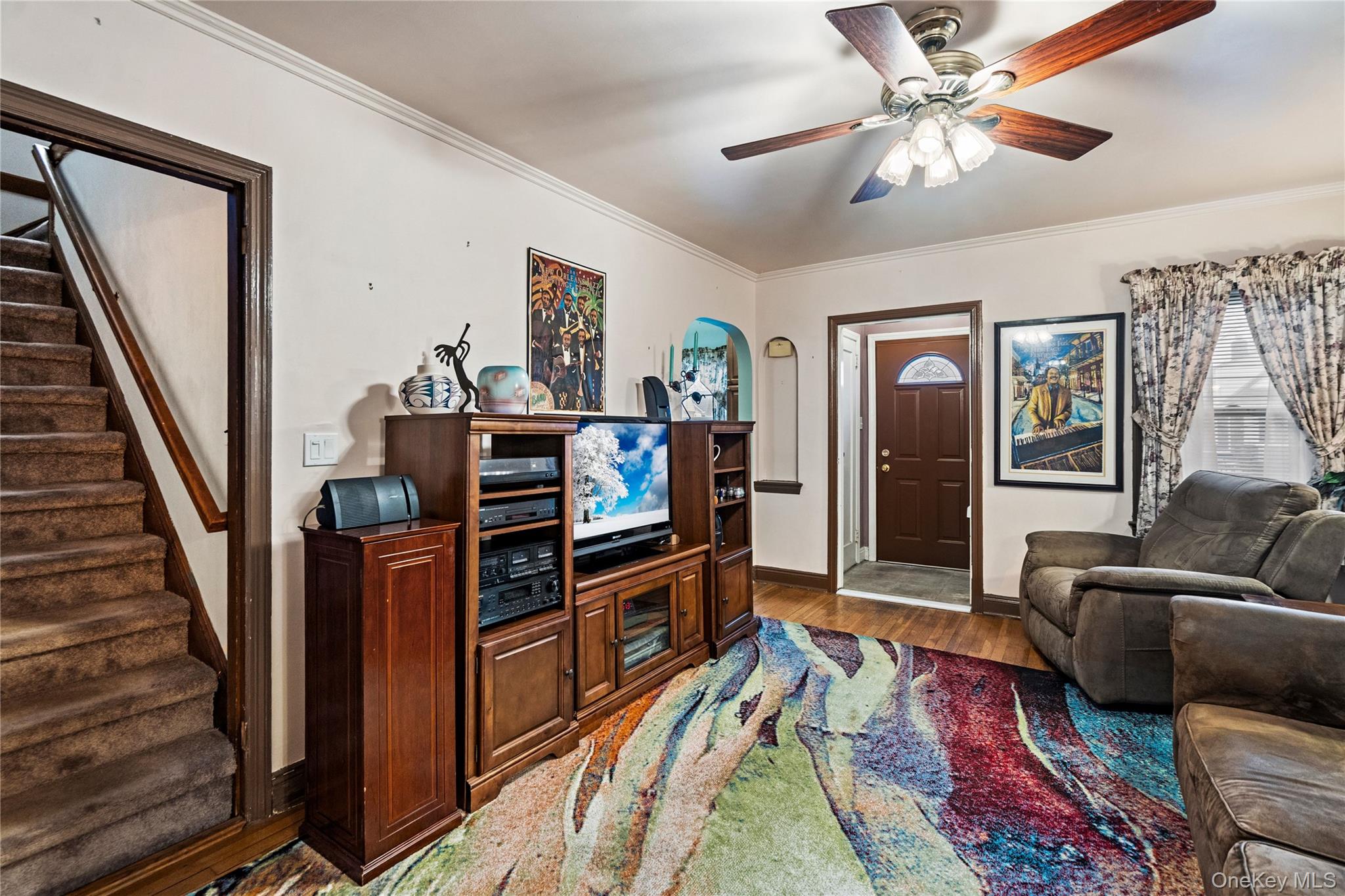 19 William Street, Valley Stream, NY 11580