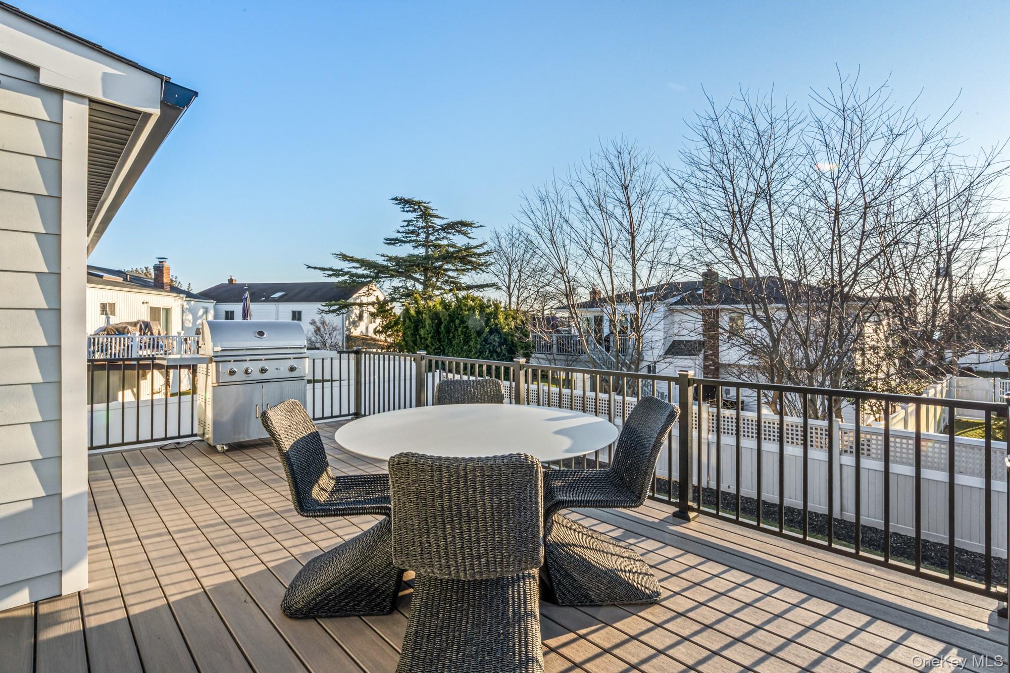 3000 Holiday Park Drive, Merrick, NY 11566